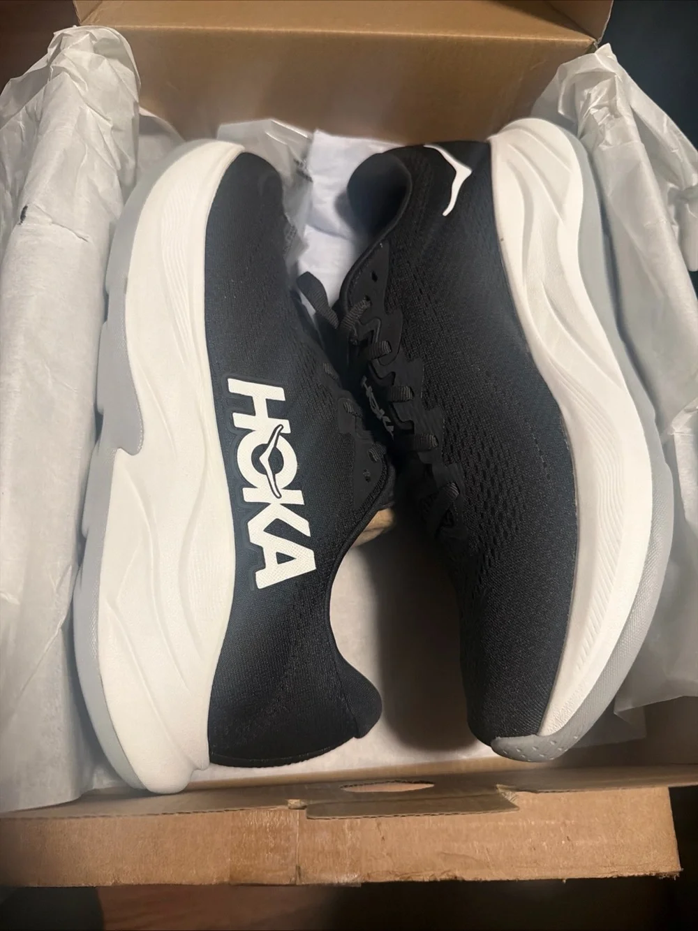 Hoka One One Rincon 4 Men's 10D Black White 1155130 / BWHT